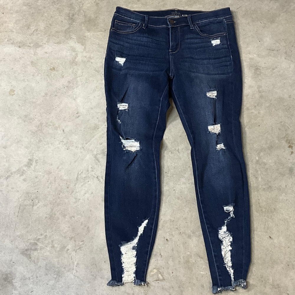 SOHO Jeans Stylish Dark Blue Distressed Skinny Ankle Jean